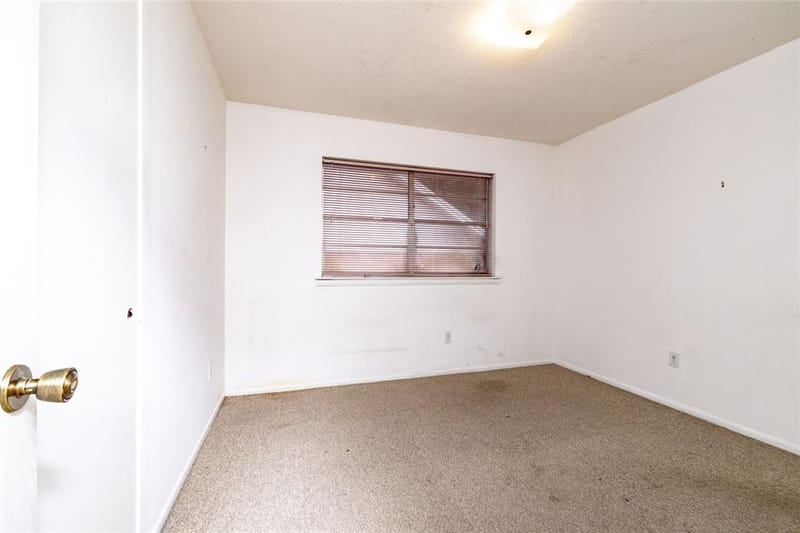 4917 Emerald Lake Drive, Fort Worth TX 76103 - Photo 23