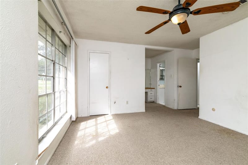 4917 Emerald Lake Drive, Fort Worth TX 76103 - Photo 17