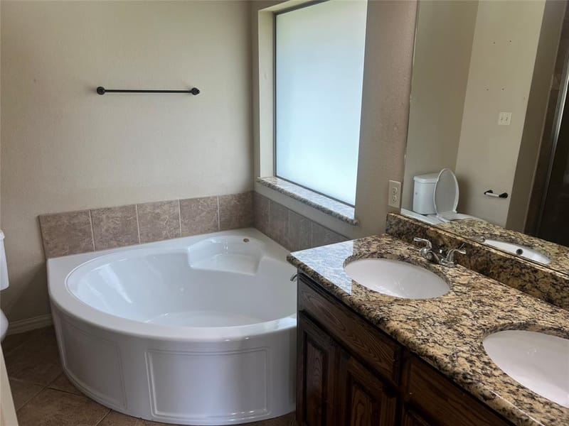 249 Cedar Crest Drive, Justin TX 76247 - Photo 9
