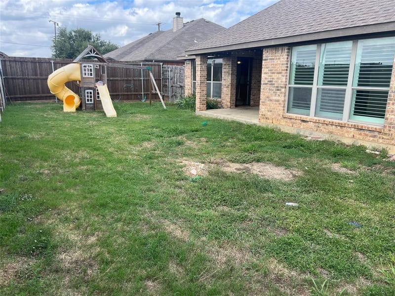 249 Cedar Crest Drive, Justin TX 76247 - Photo 14
