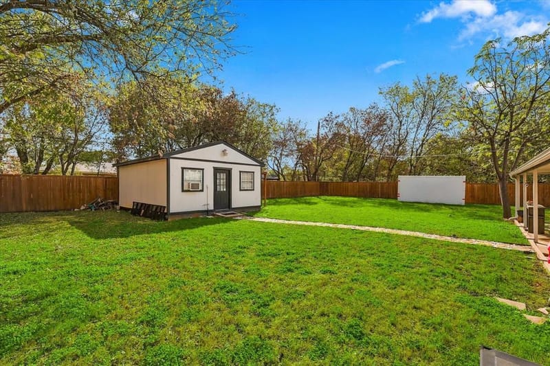 2740 Spruce Park Drive, Richland Hills TX 76118 - Photo 34