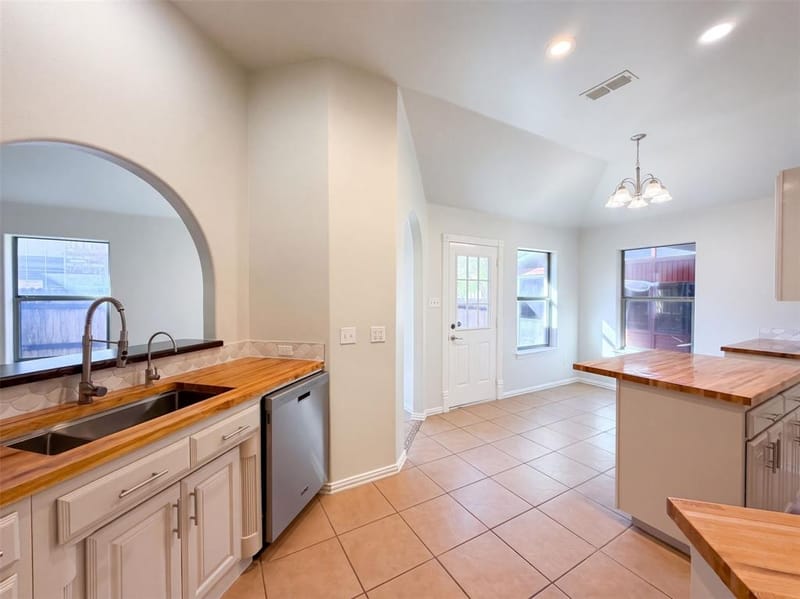 2961 Salado Trail, Fort Worth TX 76118 - Photo 11