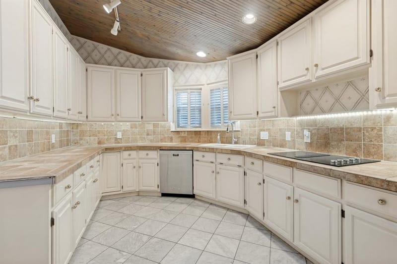 5821 Ridgerock Court, Fort Worth TX 76132 - Photo 7