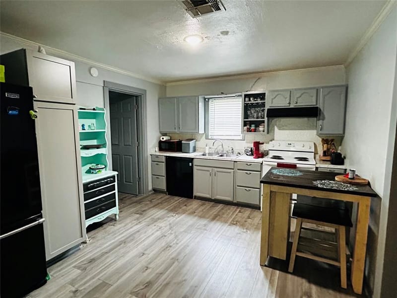 109 E Leon Street, Gatesville TX 76528 - Photo 15