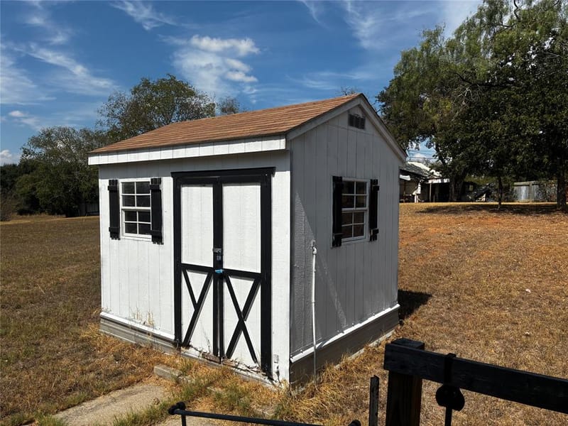 109 E Leon Street, Gatesville TX 76528 - Photo 29