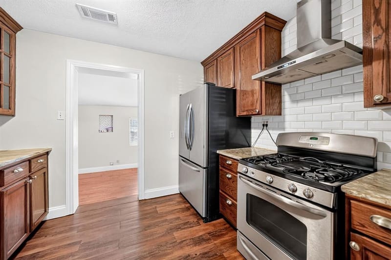 1802 McAdams Avenue, Dallas TX 75224 - Photo 11