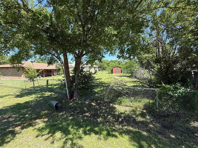 300 Linda Street, Roanoke TX 76262 - Photo 5