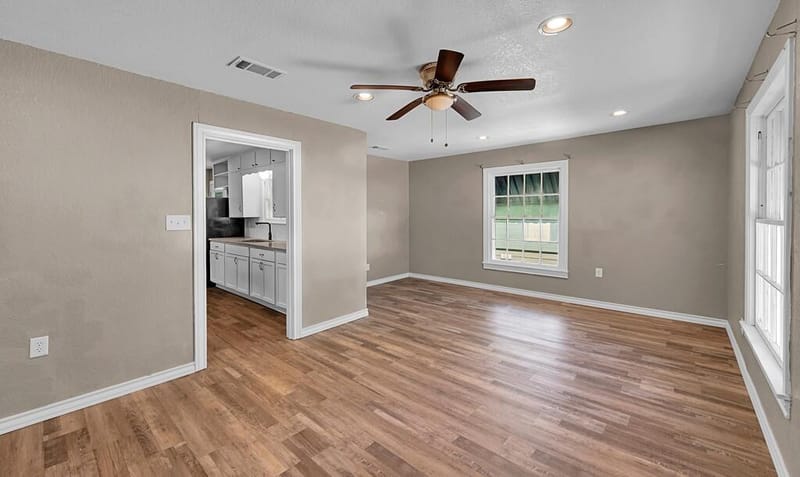 1206 Ashleman Street, Bellmead TX 76705 - Photo 2
