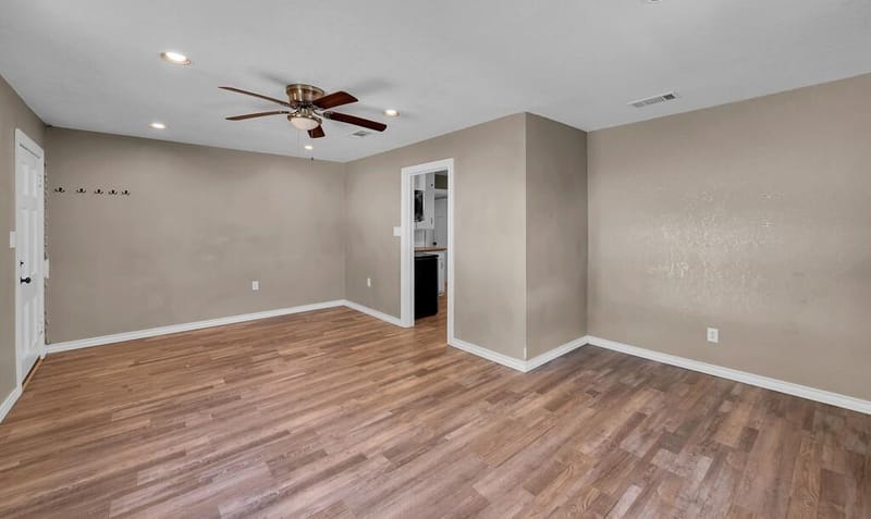 1206 Ashleman Street, Bellmead TX 76705 - Photo 4