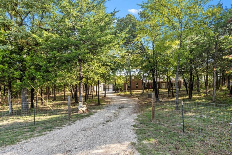 1540 Neely Trail, Valley View TX 76272 - Photo 11