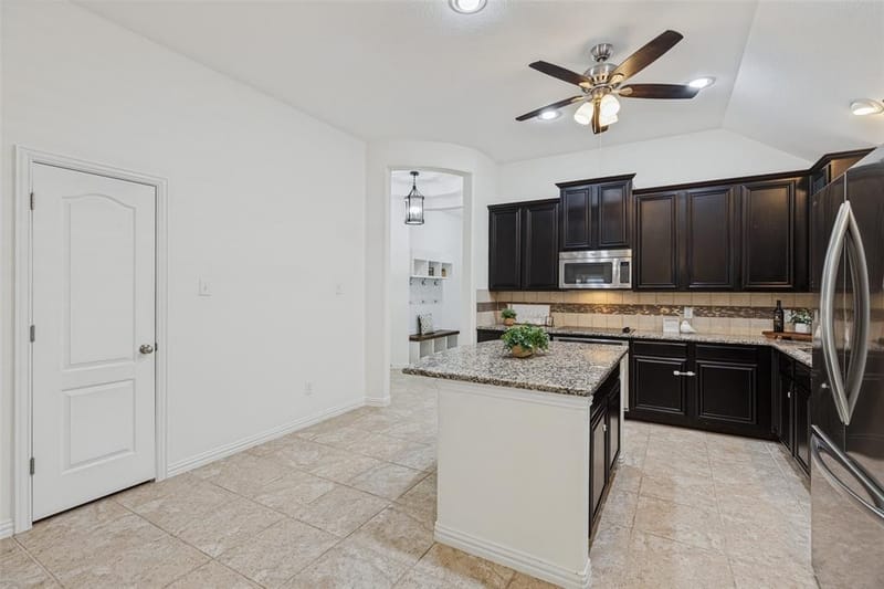 11801 Beach Street, Frisco TX 75036 - Photo 13