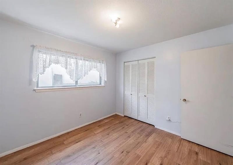 1112 Paula Drive, Arlington TX 76012 - Photo 6
