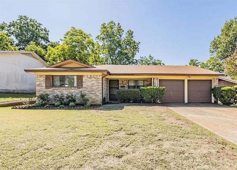 1112 Paula Drive, Arlington TX 76012