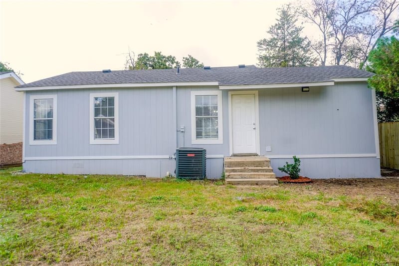 3229 Hardeman Street, Fort Worth TX 76119 - Photo 32