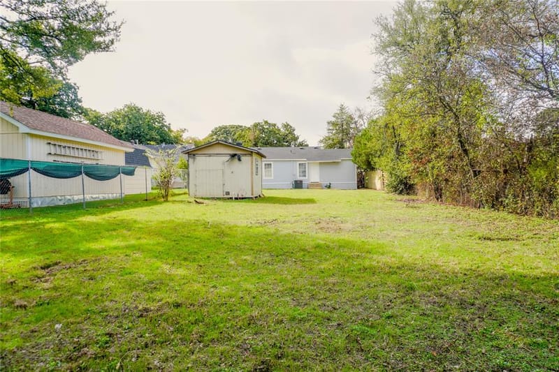 3229 Hardeman Street, Fort Worth TX 76119 - Photo 30