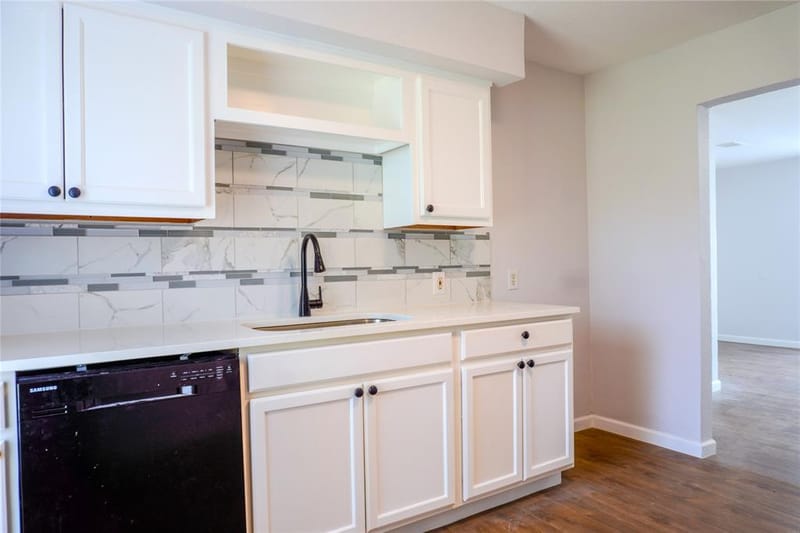3229 Hardeman Street, Fort Worth TX 76119 - Photo 14