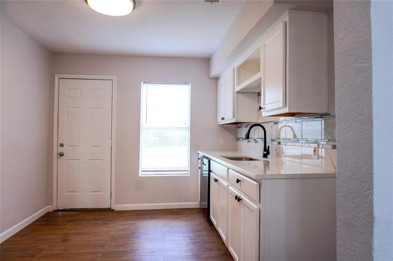3229 Hardeman Street, Fort Worth TX 76119 - Photo 11