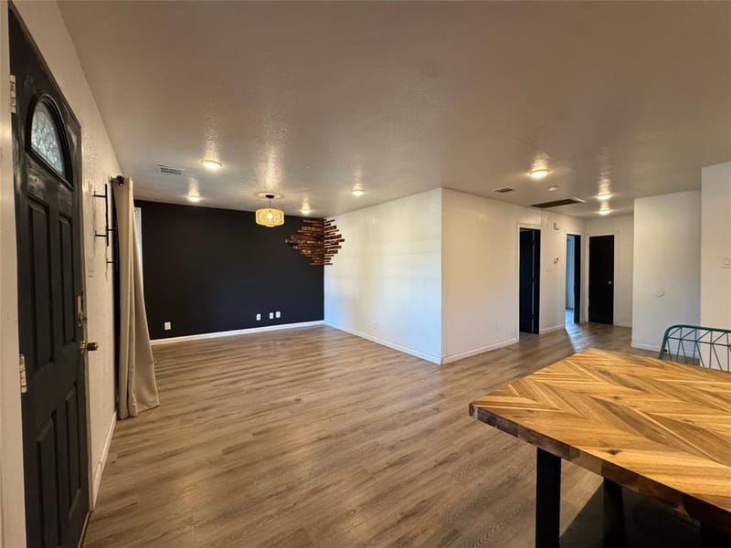 3305 Swan Street, Haltom City TX 76117 - Photo 2