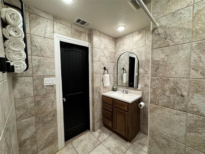 3305 Swan Street, Haltom City TX 76117 - Photo 10