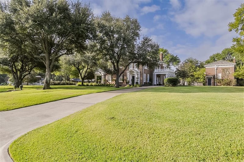 201 Overhill Drive, Waxahachie TX 75165 - Photo 30