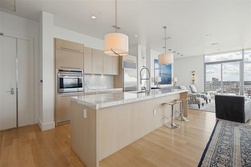 2200 Victory Avenue # 1705, Dallas TX 75219 - Photo 2