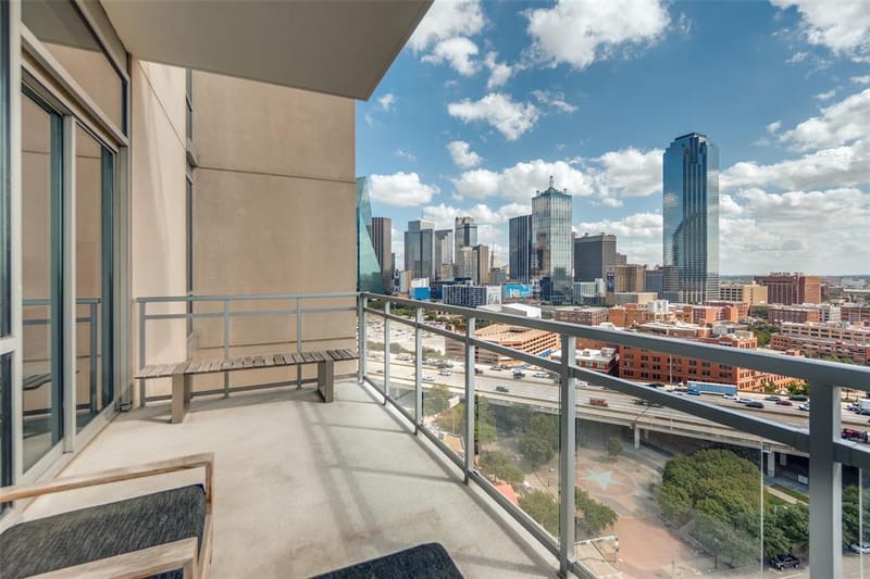 2200 Victory Avenue # 1705, Dallas TX 75219 - Photo 32