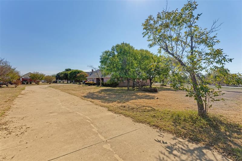 7848 Nine Mile Bridge Road, Fort Worth TX 76135 - Photo 23