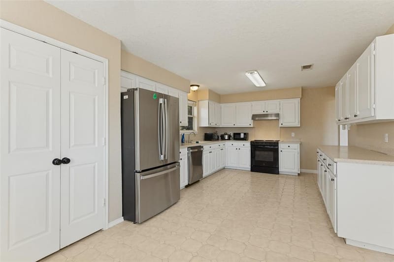 7848 Nine Mile Bridge Road, Fort Worth TX 76135 - Photo 12