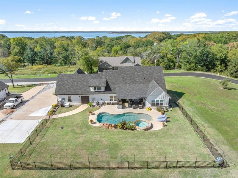 203 Splitrail Drive, Mabank TX 75143 - Photo 33