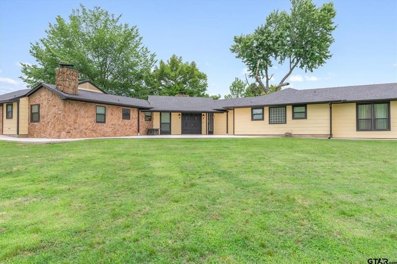 1203 N Spring Street, Grand Saline TX 75140 - Photo 5