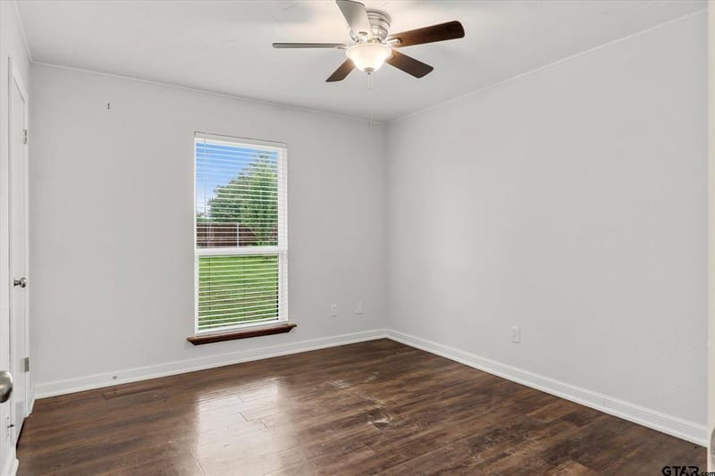 1203 N Spring Street, Grand Saline TX 75140 - Photo 30