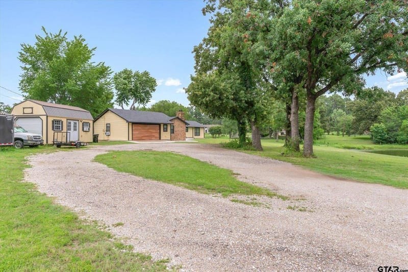 1203 N Spring Street, Grand Saline TX 75140 - Photo 11