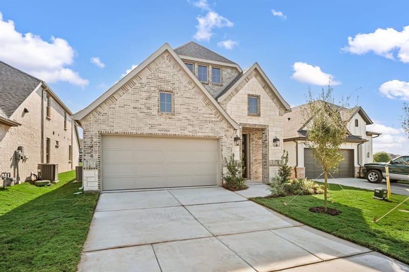 12224 Ross Calhoun Drive, Fort Worth TX 76179 - Photo 2