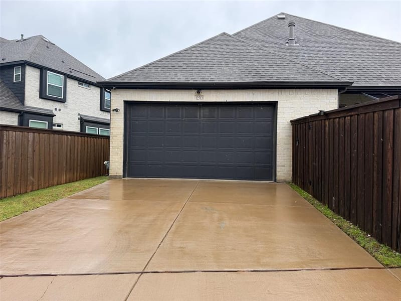 12513 Royal Oaks Lane, Farmers Branch TX 75234 - Photo 33
