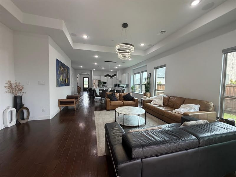 12513 Royal Oaks Lane, Farmers Branch TX 75234 - Photo 18
