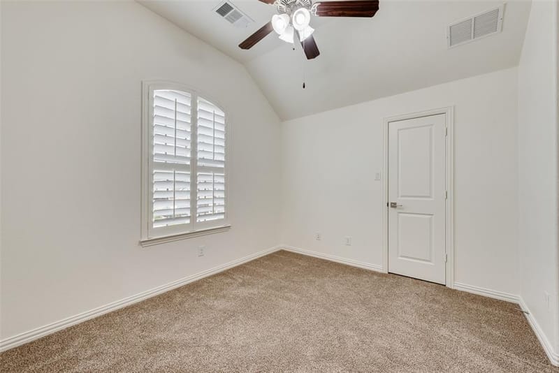 7254 Clementine Drive, Irving TX 75063 - Photo 32