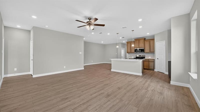 113 RINGTRAIL Drive, Rhome TX 76078 - Photo 7