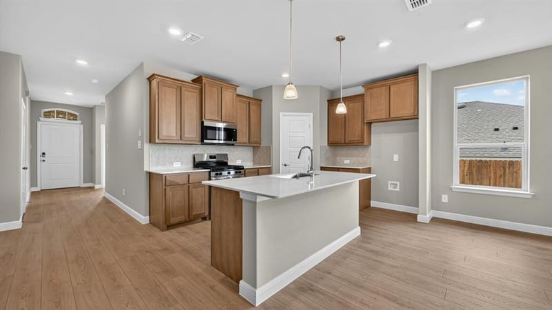 113 RINGTRAIL Drive, Rhome TX 76078 - Photo 3