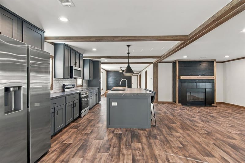 18061 Cindys Lane, Justin TX 76247 - Photo 17