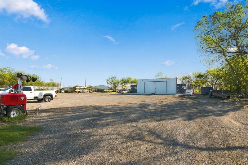 18061 Cindys Lane, Justin TX 76247 - Photo 32