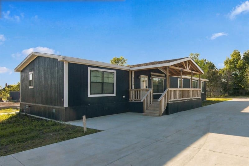 18061 Cindys Lane, Justin TX 76247 - Photo 8
