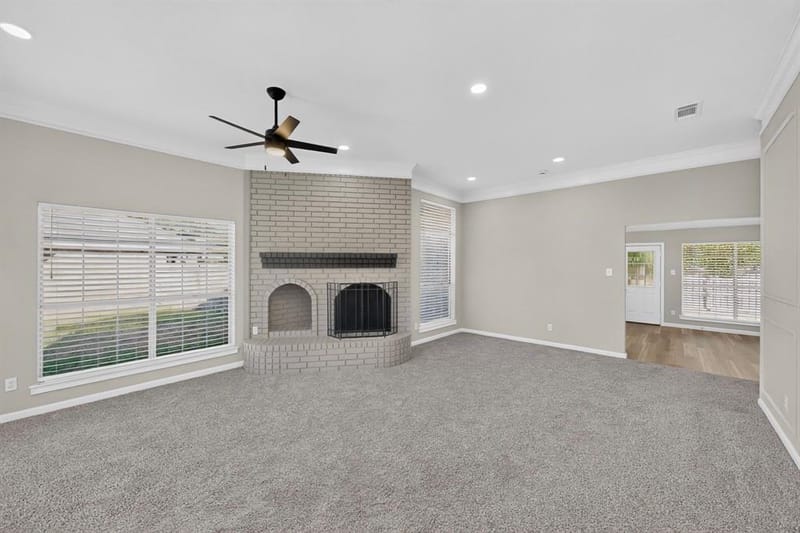 2662 Village Green Drive, Grand Prairie TX 75052 - Photo 11