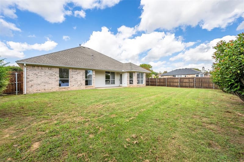 7036 Herman Jared Drive, North Richland Hills TX 76182 - Photo 27