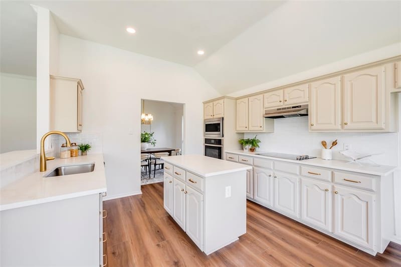 7036 Herman Jared Drive, North Richland Hills TX 76182 - Photo 13