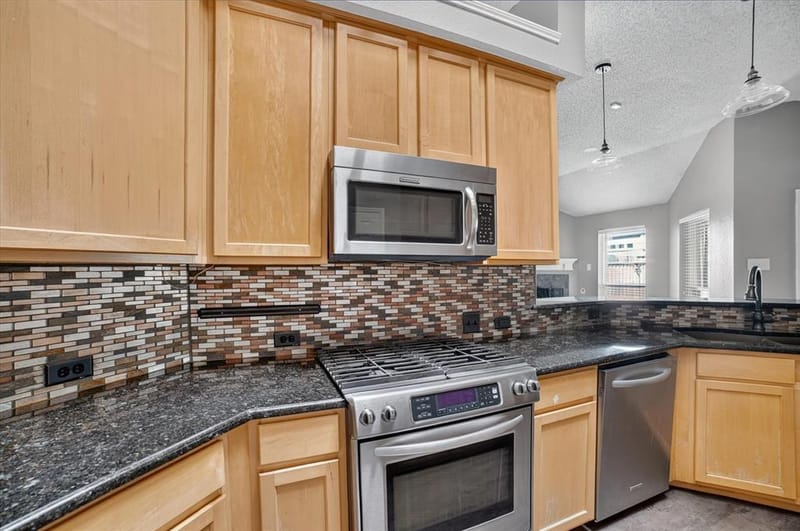 8301 Martha Lane, Rowlett TX 75088 - Photo 15