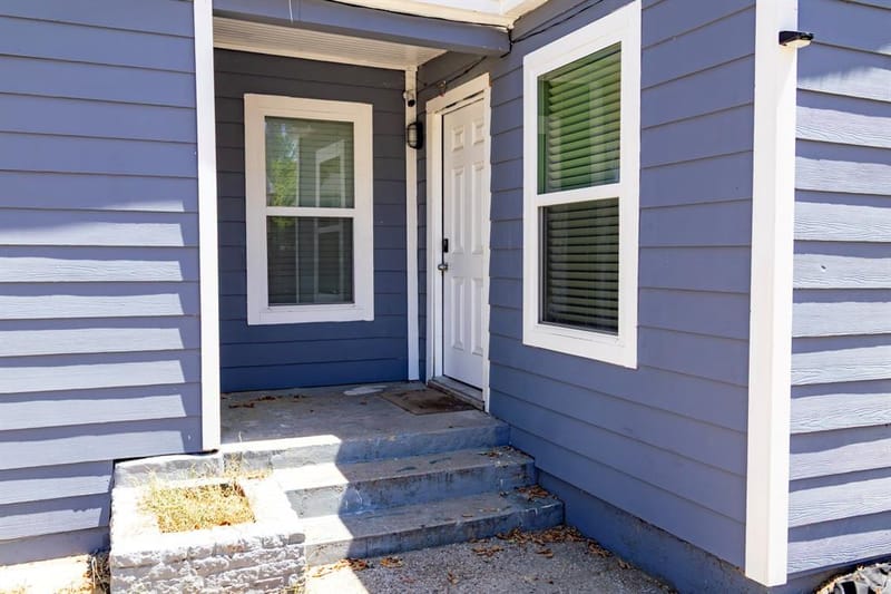 3641 Bright Street, Fort Worth TX 76119 - Photo 2