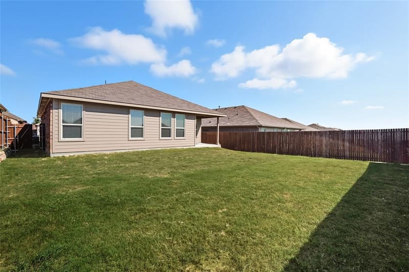 249 Irish Moss Drive, Fort Worth TX 76052 - Photo 14