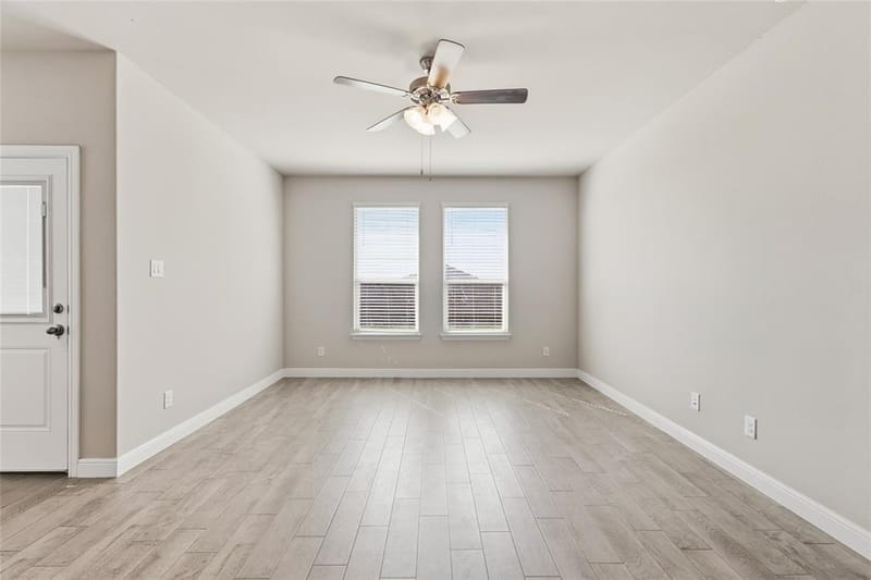 249 Irish Moss Drive, Fort Worth TX 76052 - Photo 11