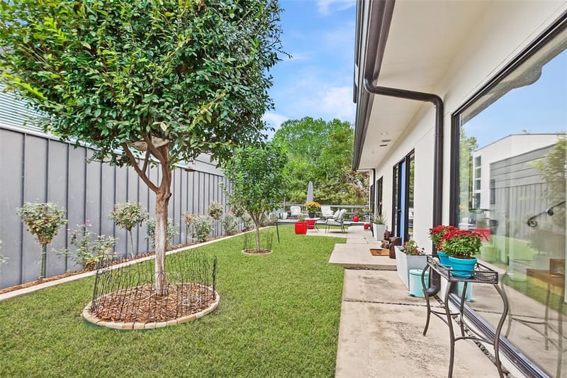 31 Vanguard Way, Dallas TX 75243 - Photo 32