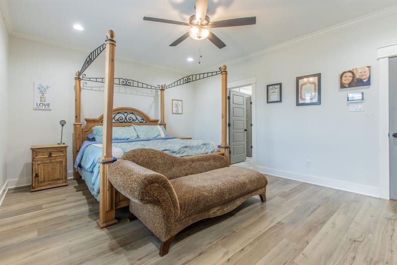 210 Pamela Avenue, Waco TX 76705 - Photo 9